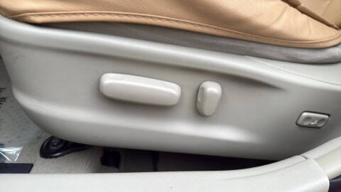 2011 Toyota Camry Hybrid