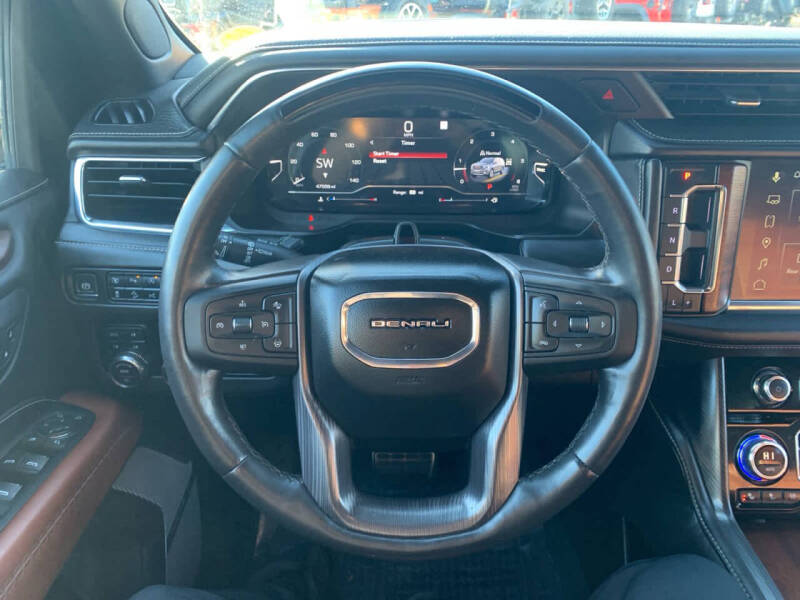 2023 GMC Yukon Denali Ultimate