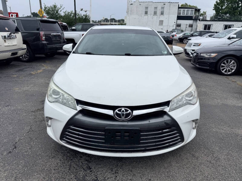 2016 Toyota Camry LE