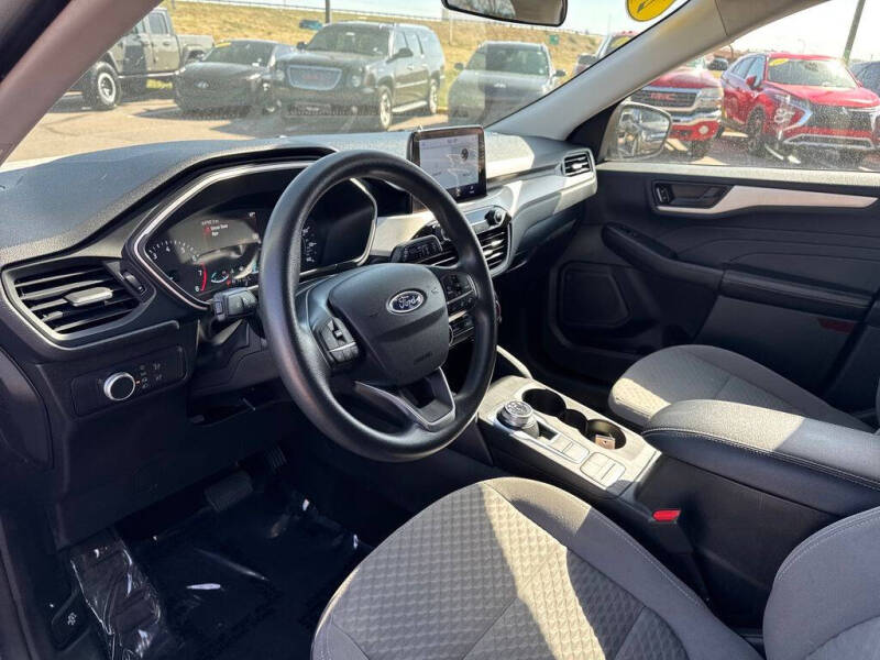 2022 Ford Escape SE