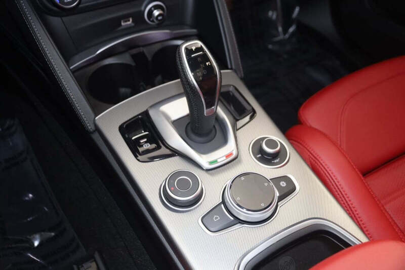 2023 Alfa Romeo Stelvio Veloce