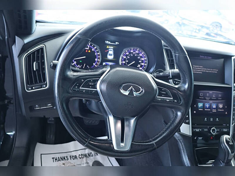 2017 Infiniti Q60 3.0T Sport