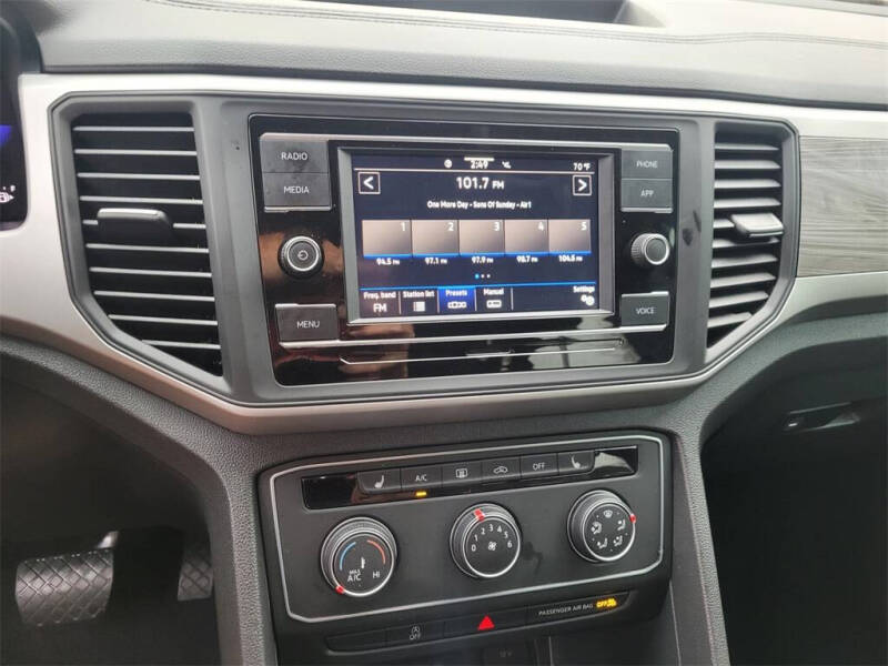 2023 Volkswagen Atlas Cross Sport SE