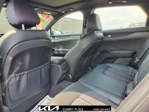 2023 Kia K5