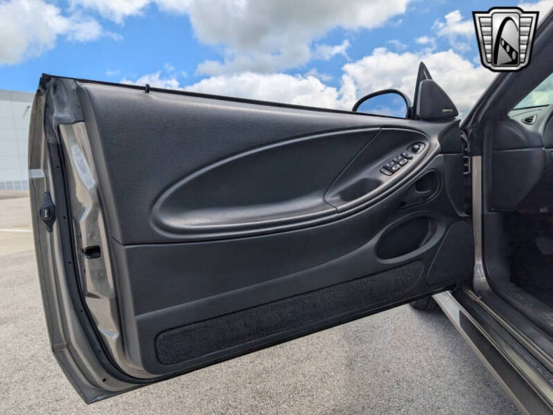 2001 Ford Mustang SVT Cobra