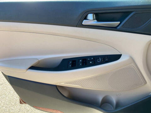 2017 Hyundai Tucson SE