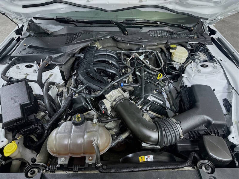 2015 Ford Mustang V6