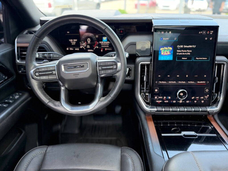 2025 GMC Yukon Denali