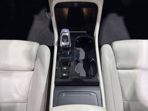 2020 Volvo XC40 T4 Inscription