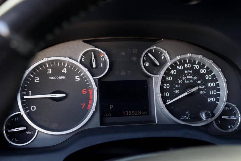 2014 Toyota Tundra Platinum