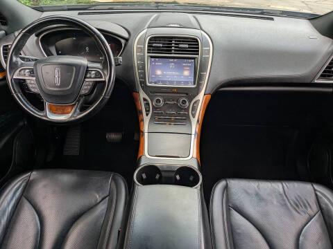 2020 Lincoln Nautilus Reserve