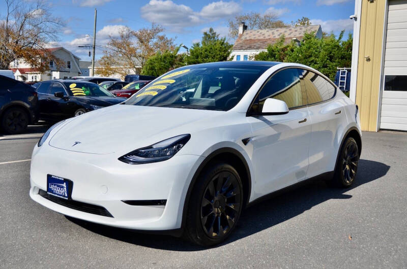 2023 Tesla Model Y Long Range