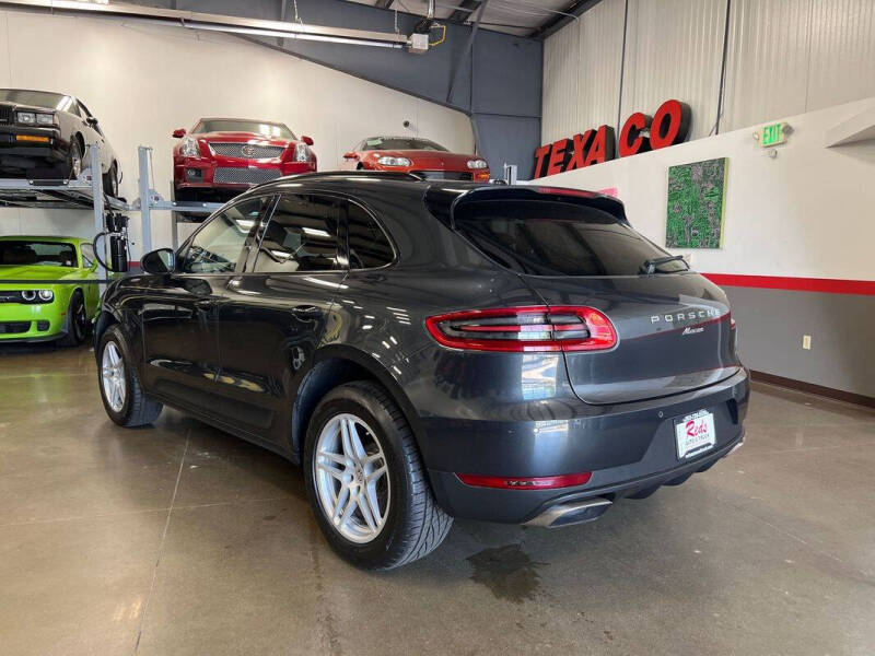 2017 Porsche Macan
