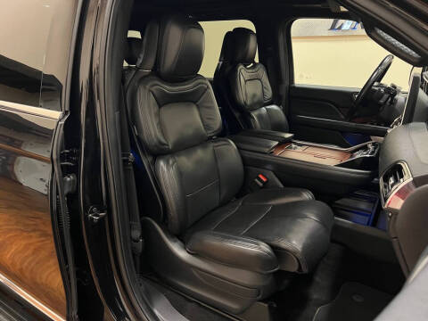 2022 Lincoln Navigator L Reserve