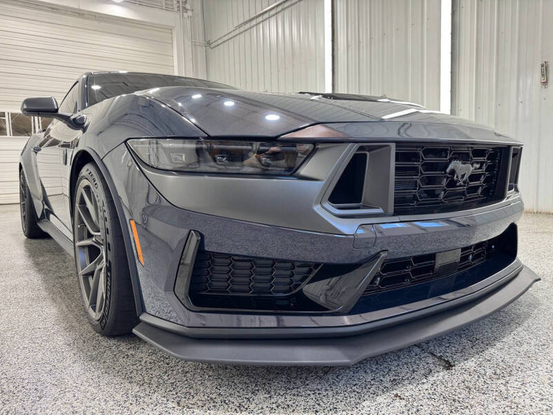 2025 Ford Mustang Dark Horse