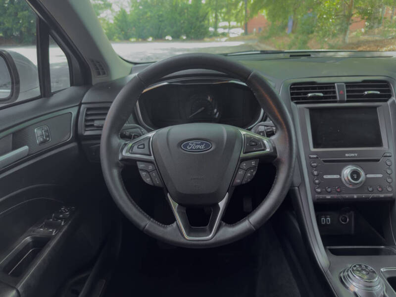 2020 Ford Fusion Titanium