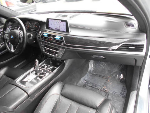 2016 BMW 7 Series 750i