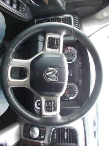 2016 RAM 1500 Laramie