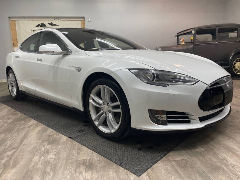 2015 Tesla Model S