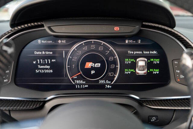 2017 Audi R8 23