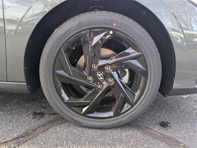 2026 Hyundai Elantra Hybrid SEL Sport