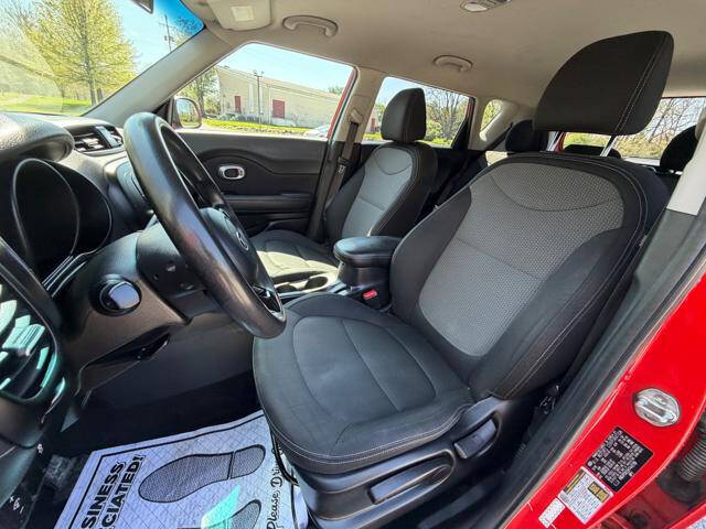 2017 Kia Soul +