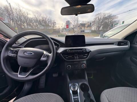 2021 Ford Escape SE