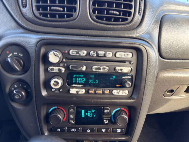 2003 Chevrolet TrailBlazer LTZ