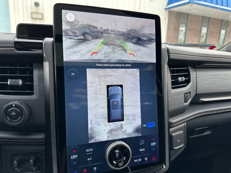 2023 Ford Expedition MAX Platinum