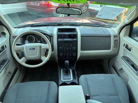 2009 Ford Escape XLS
