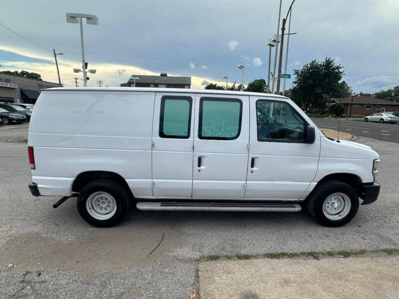 2014 Ford E-Series E-250