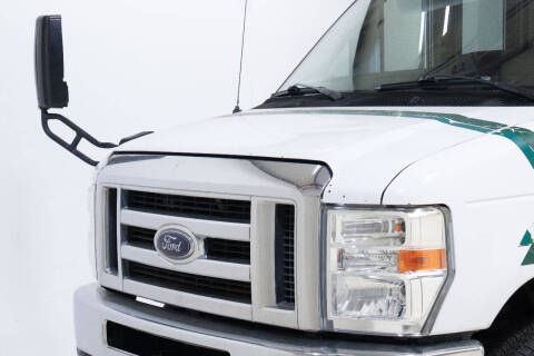 2016 Ford E-Series E-350 SD