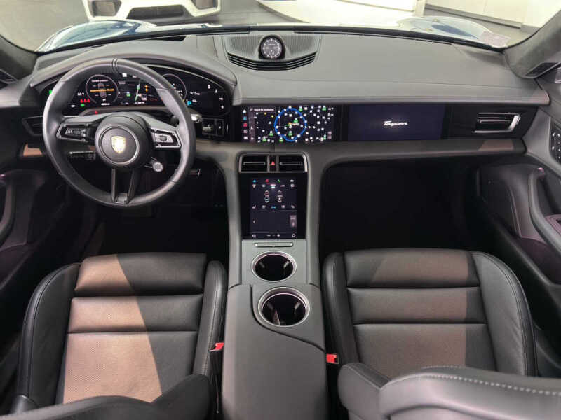 2023 Porsche Taycan GTS Sport Turismo