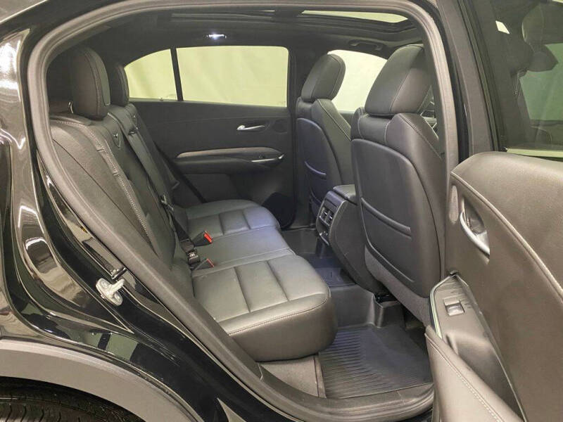 2025 Cadillac XT4 Premium Luxury