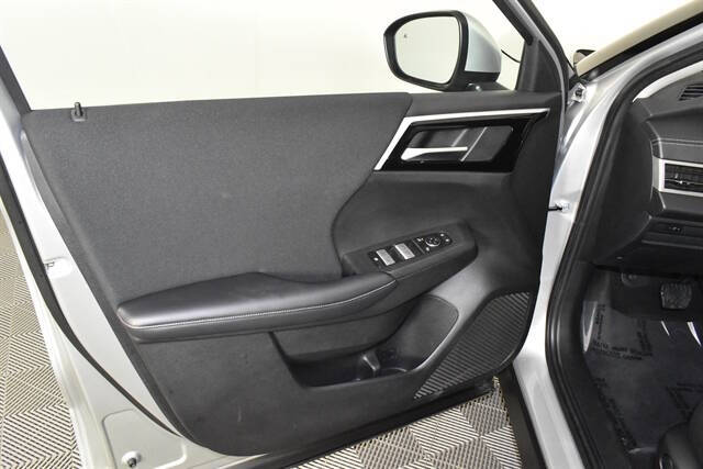 2024 Mitsubishi Outlander ES