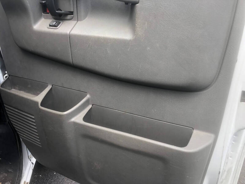 2017 GMC Savana 2500