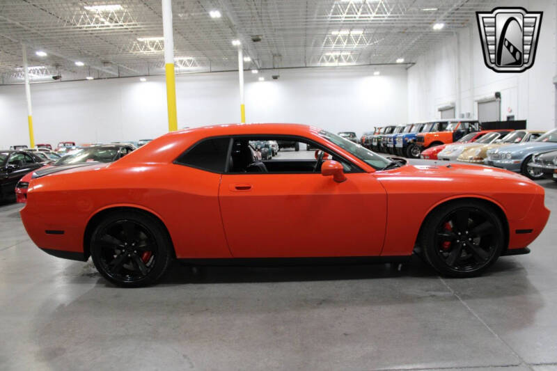 2009 Dodge Challenger SRT8