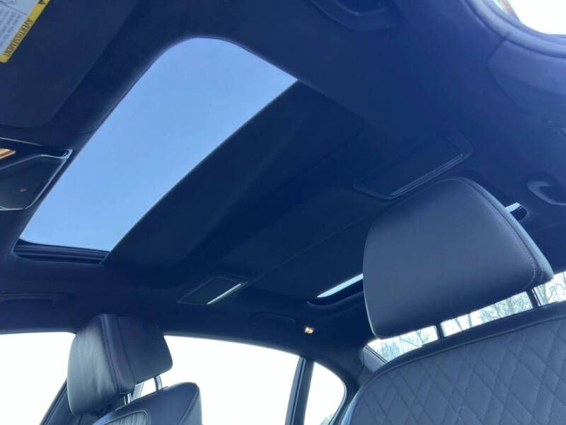 2016 BMW 7 Series 750i xDrive