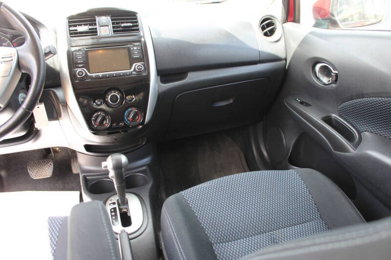 2016 Nissan Versa Note SV