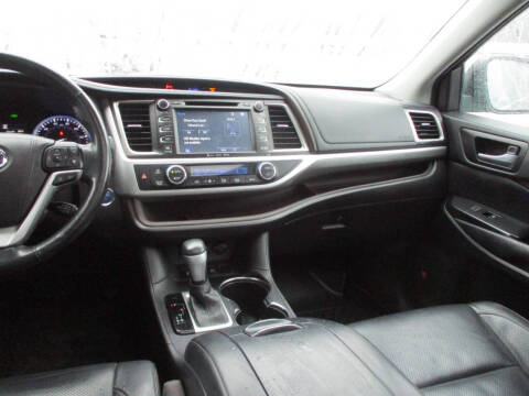 2017 Toyota Highlander Hybrid Limited Platinum