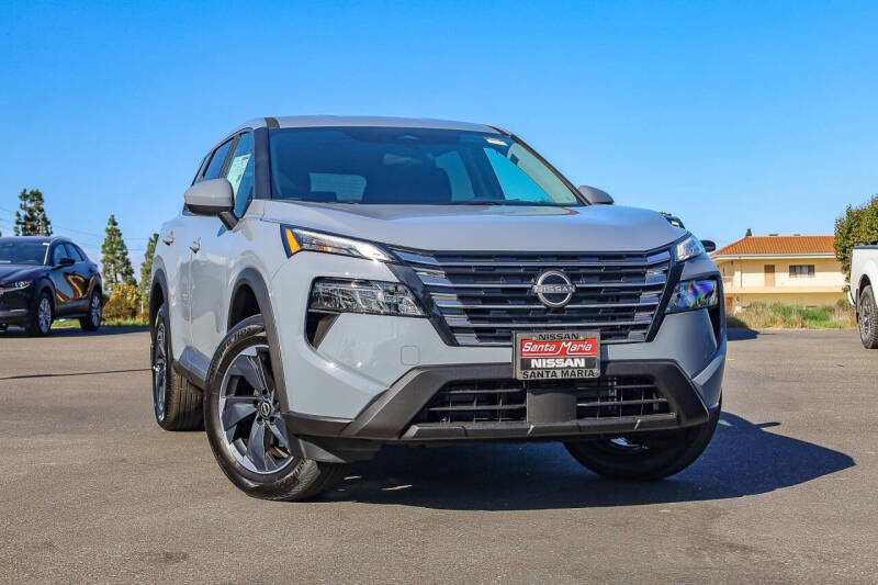 2026 Nissan Rogue SV's photo