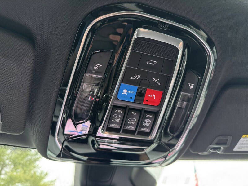 2023 Jeep Grand Cherokee Overland