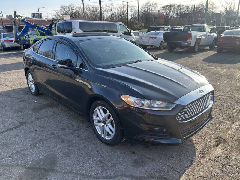 2014 Ford Fusion SE