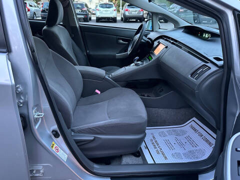 2010 Toyota Prius II