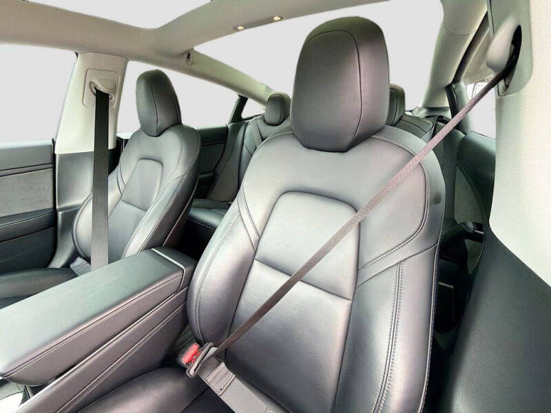 2020 Tesla Model 3 Standard Range Plus