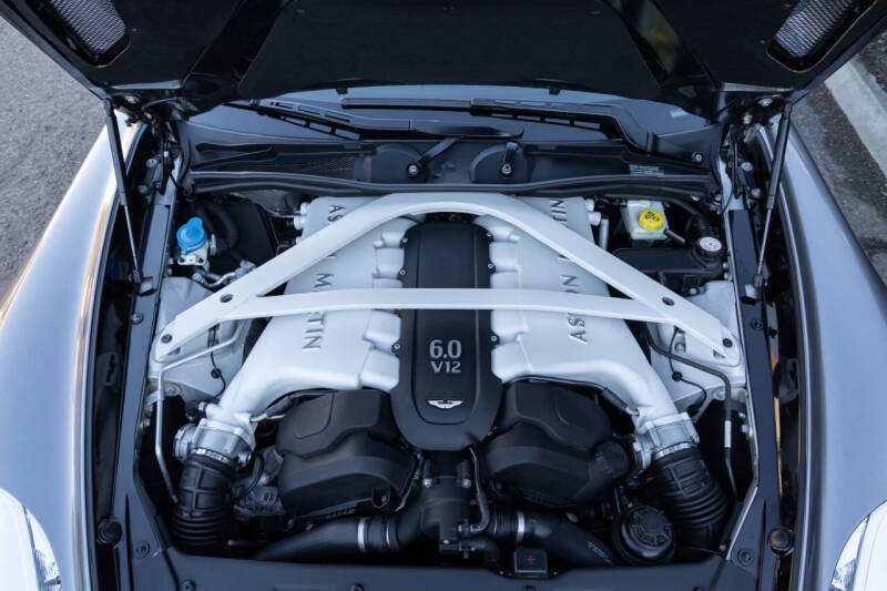 2014 Aston Martin Vanquish