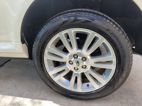 2009 Land Rover LR2 HSE