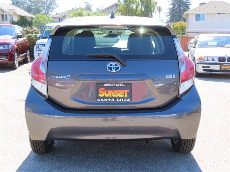 2015 Toyota Prius c Three