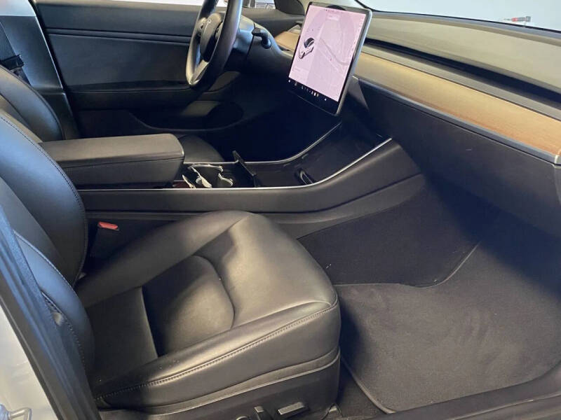 2018 Tesla Model 3 Mid Range