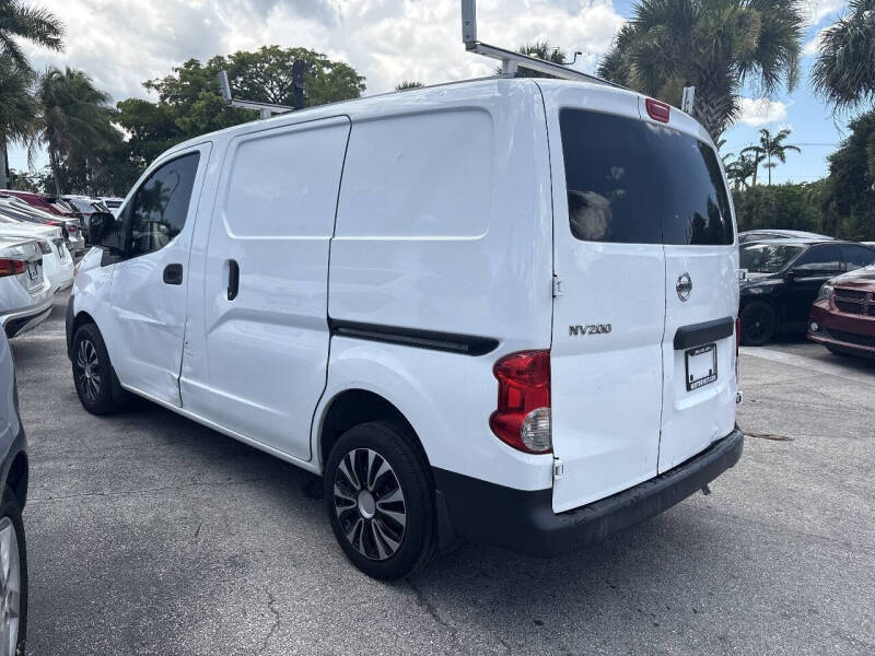 2019 Nissan NV200